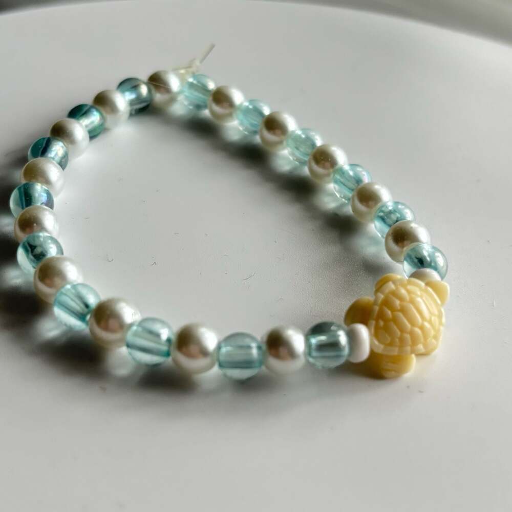 Beaded Turtle Charm Bracelet with Blue and White Faux Pearl Beads - Picture 2 of 8